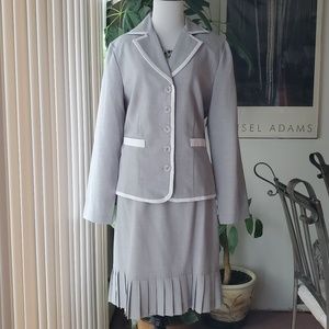 Womens Summer Suit